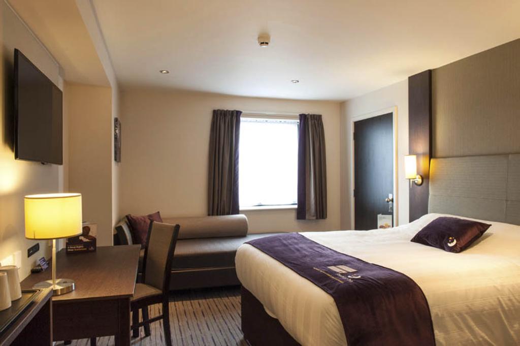 Premier Inn London Bexleyheath Esterno foto