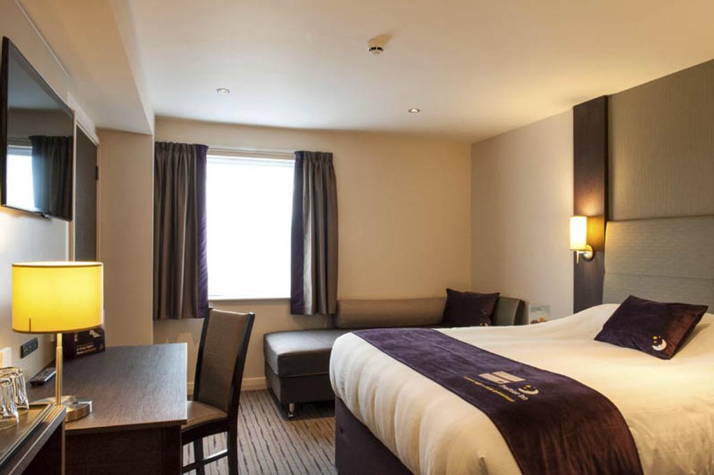 Premier Inn London Bexleyheath Esterno foto