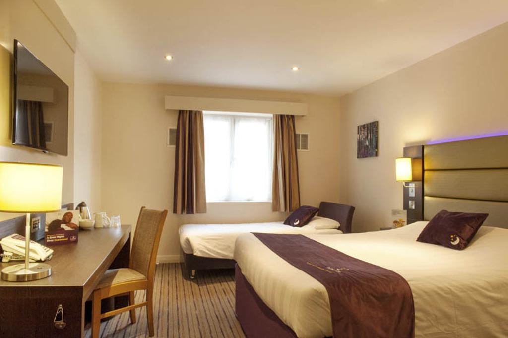 Premier Inn London Bexleyheath Esterno foto