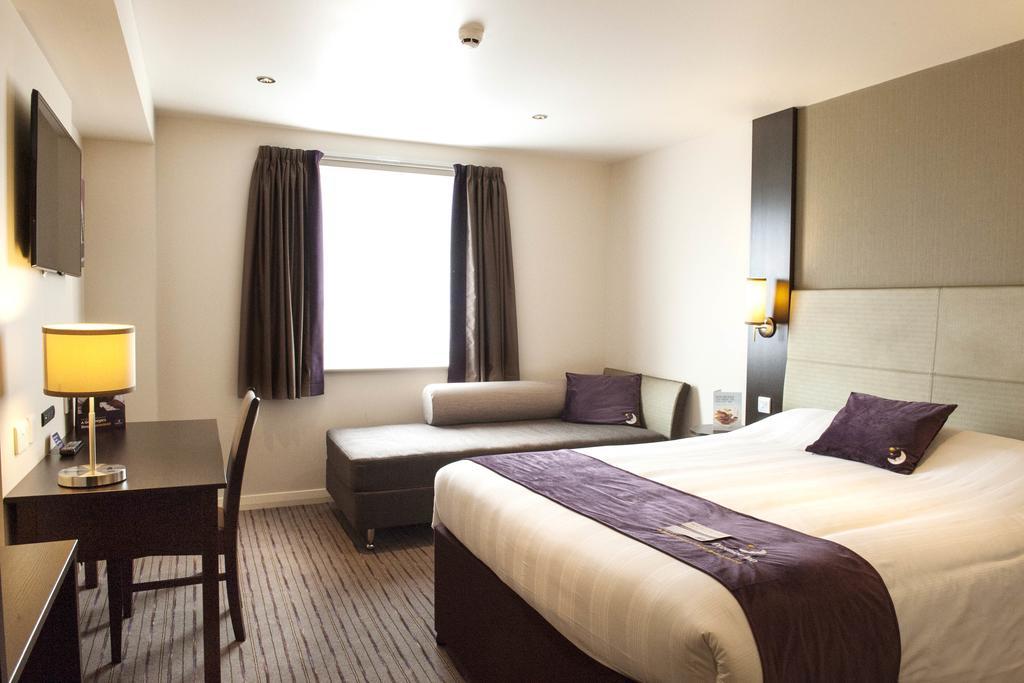 Premier Inn London Bexleyheath Esterno foto