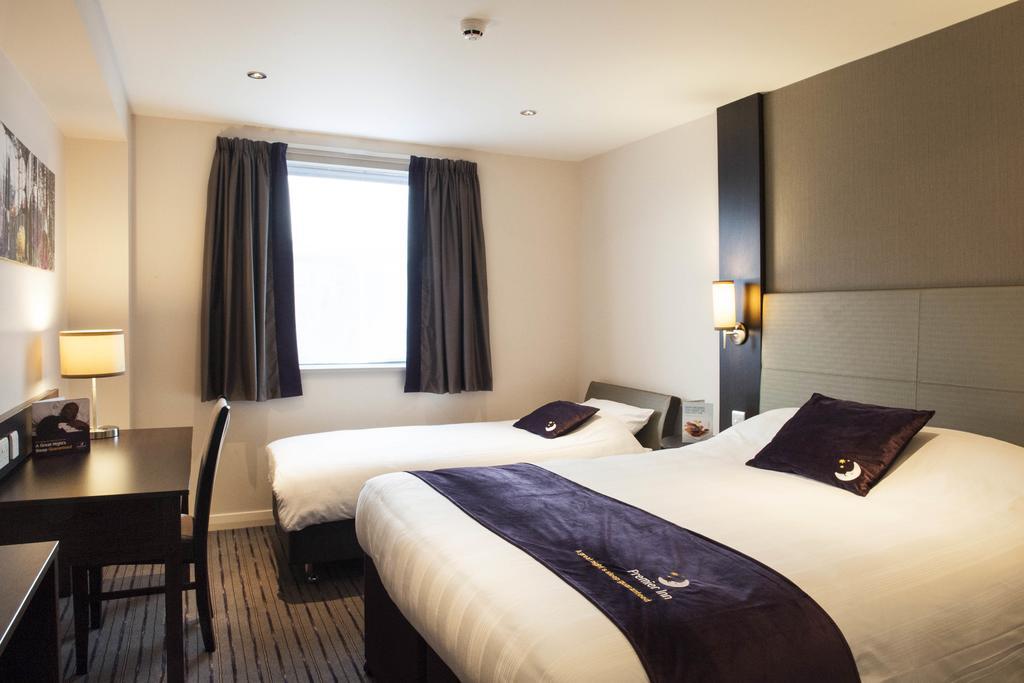 Premier Inn London Bexleyheath Esterno foto