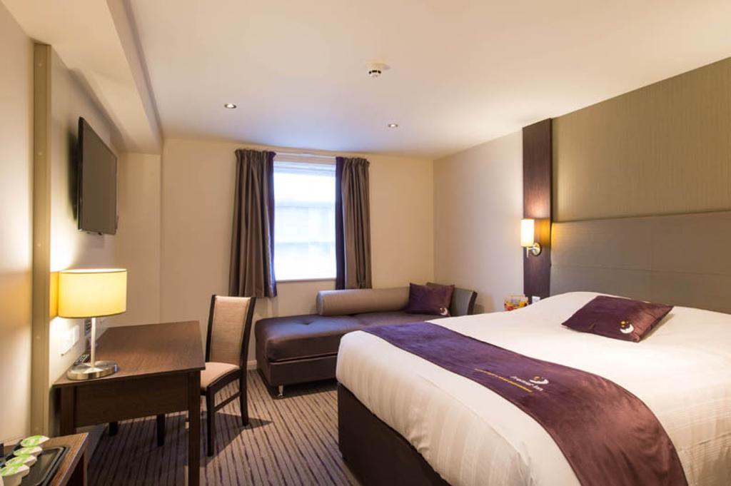 Premier Inn London Bexleyheath Esterno foto